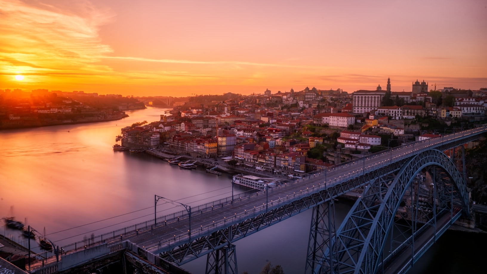 Porto Financial District